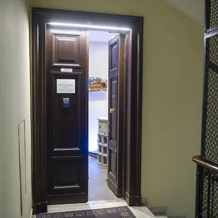 Πανσιόν Gracchi 4*